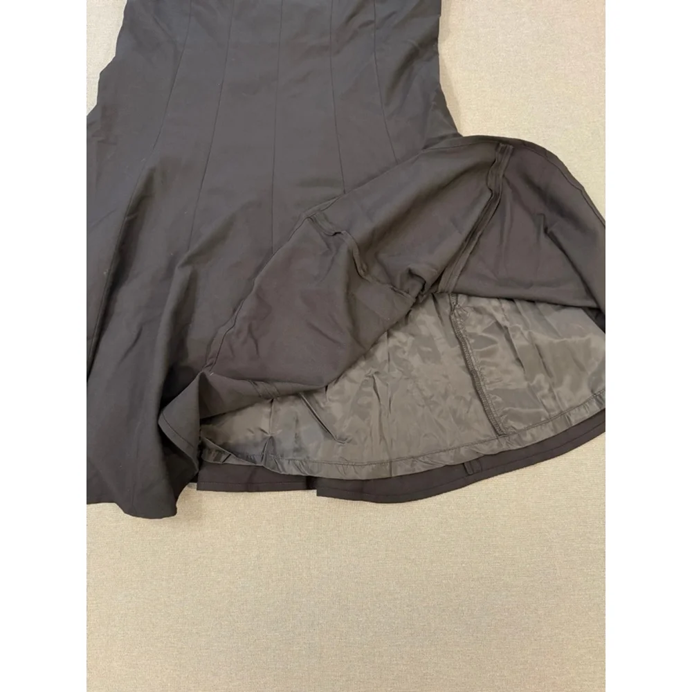 Chadwicks of Boston lined, black, sleeveless fit and flare dress size 14 - Picture 7 of 9